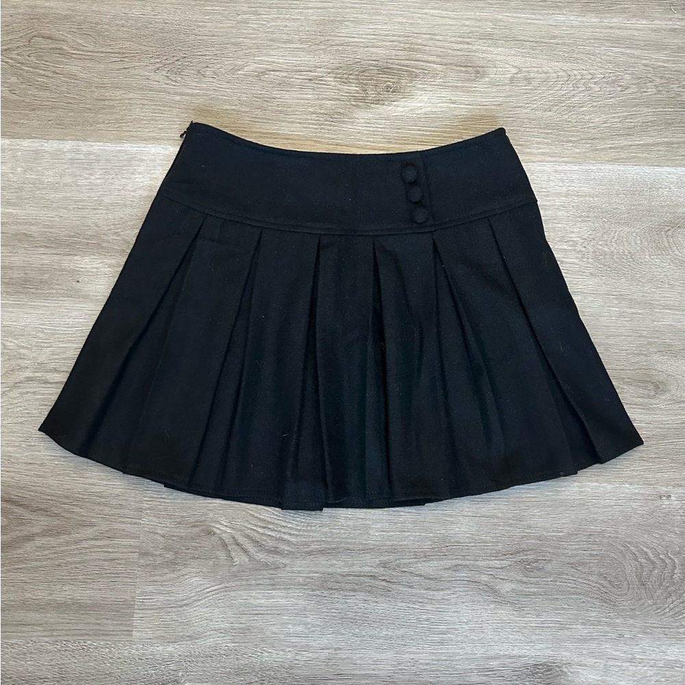 ChouYatou Women's Black Wool A-Line Pleated Mini Skirt. Size S. NWT!